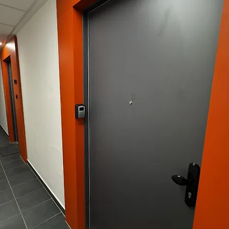 アパート Corvin Railway Rest