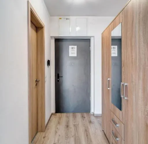 Apartament Corvin Railway Rest *